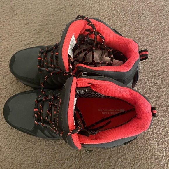 MOUNTAIN WAREHOUSE 7 Waterproof Grey Hiking Bts - Picture 2 of 7